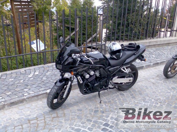 1998 yamaha fzs 600 fazer photo
